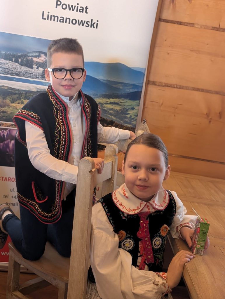 Konkurs kolęd i&nbsp;pastorałek Od Juniora do Seniora 2024
