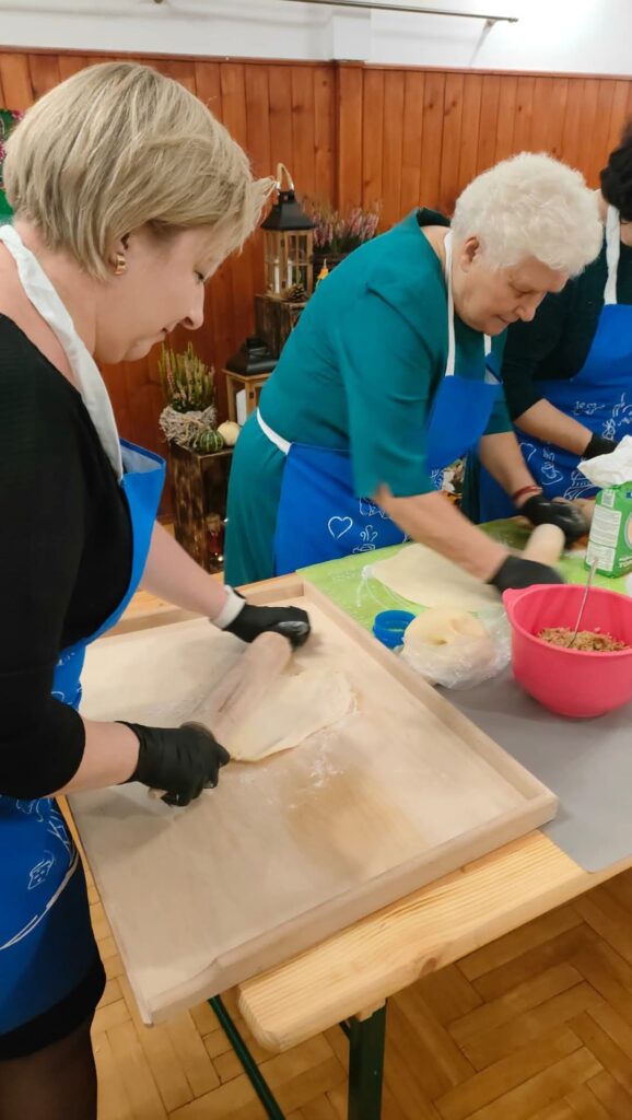 Warsztaty kulinarne seniorów w ramach projektu Aktywny Senior +5 Edycja 2024