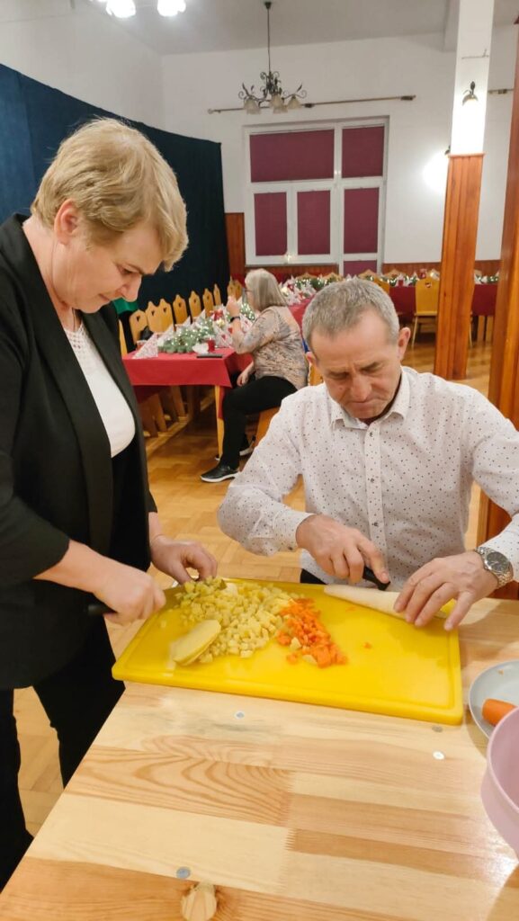 Warsztaty kulinarne seniorów w ramach projektu Aktywny Senior +5 Edycja 2024