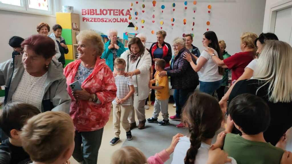 Promyczki Radości - Międzypokoleniowe Spotkania z&nbsp;Uśmiechem